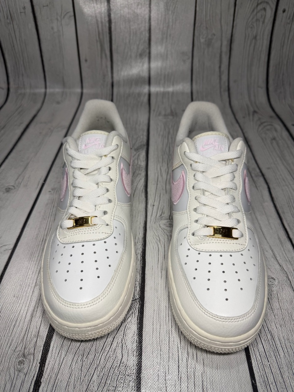 Nike Air Force 1'07 Low Summit White Regal Pink Womens Sz 10 Sneakers
DQ0826100